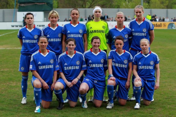  阿森纳女足卫冕失败，男足战绩成反差  