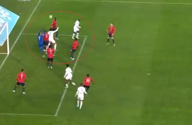  布雷斯特定位球制胜，法甲高空轰炸战术显威力