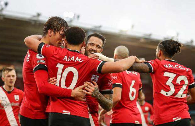  阿森纳青年军爆发四球击退南安普顿