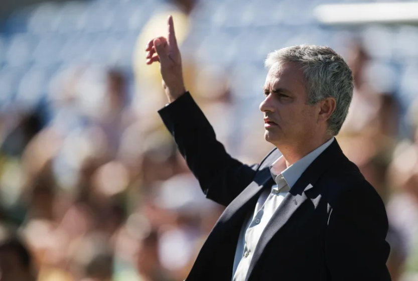  罗马德比战互交白卷穆里尼奥战术博弈显功力